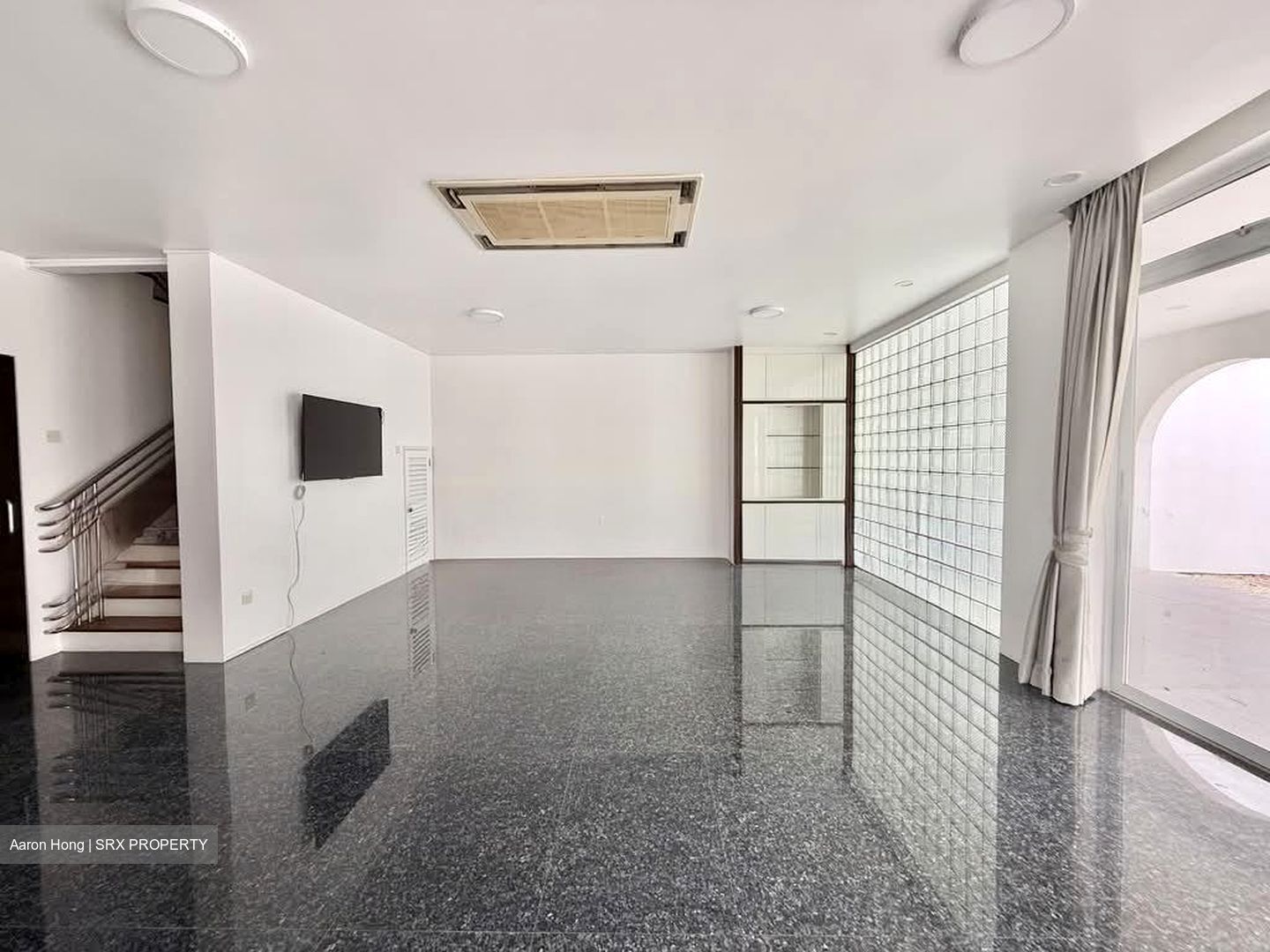 East Coast Hill (D16), Semi-Detached #532906281